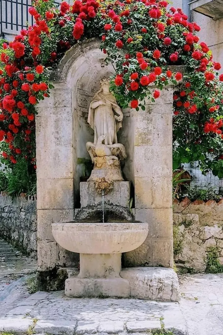 Affittacamere La Cartiera Palazzo Adriano