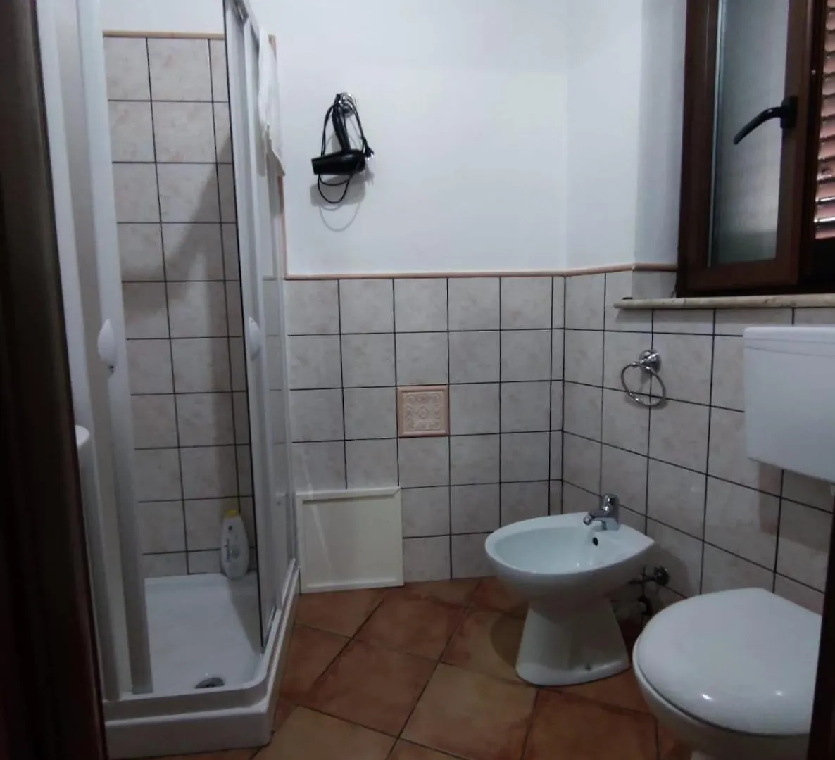 Affittacamere La Cartiera Palazzo Adriano